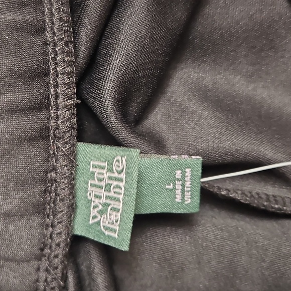 New Wild Fable Women's Large  High-Rise Active-Track Pants Zippered Leg Black - Picture 4 of 6